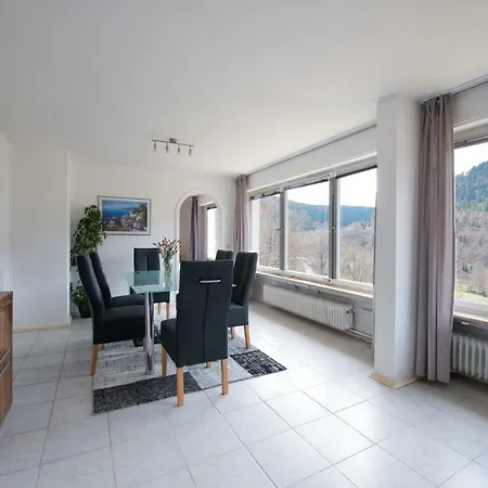 Lejlighed Ferienwohnung Mit Wunderschoner Aussicht,direkt Am Waldrand! Bad Wildbad